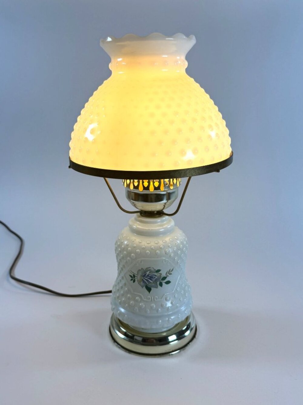 Vintage Hobnail Milk Glass Electric Table Lamp Floral Pattern 15.5" Tall
